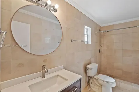 3880 E 8th Lane Hialeah FL 33013