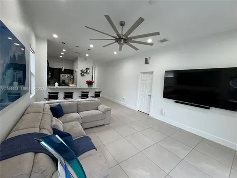 885 NE 3rd Avenue Homestead FL 33030