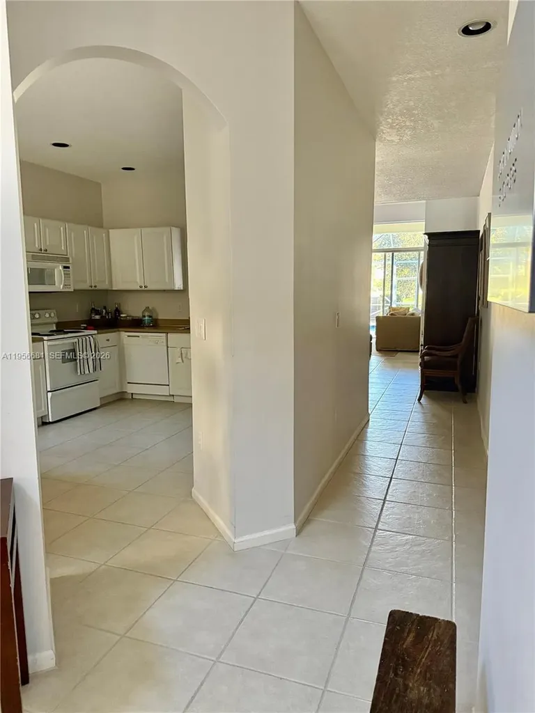 712 W Palm Aire Drive Pompano Beach FL 33069