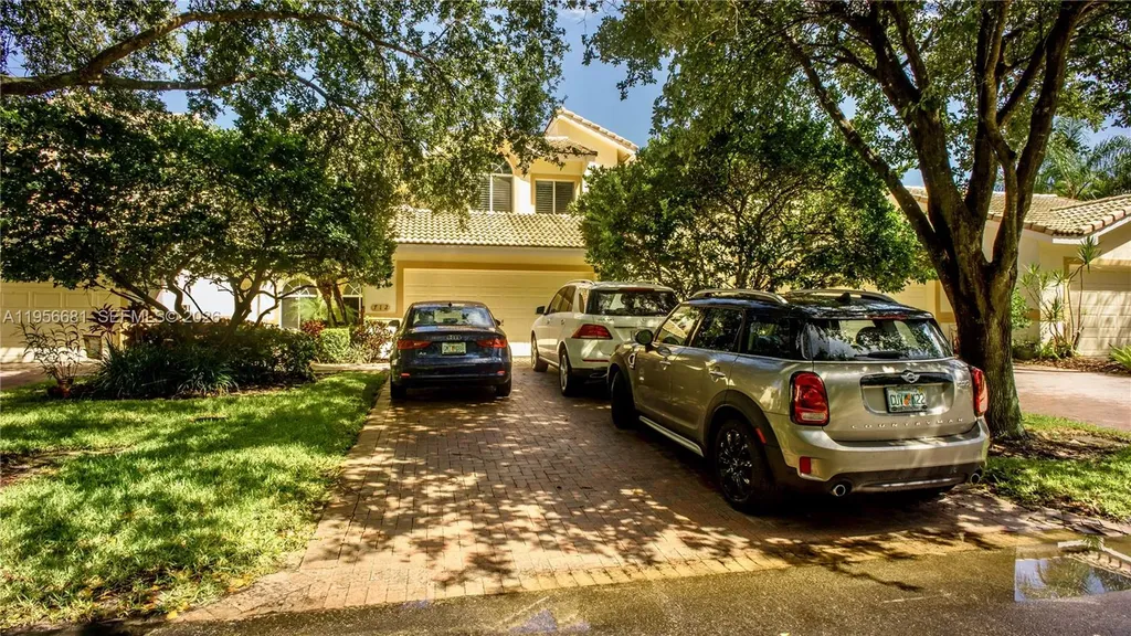 712 W Palm Aire Drive Pompano Beach FL 33069