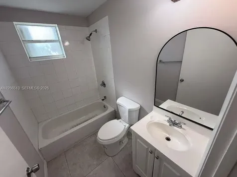 229 NW 10th Avenue Miami FL 33128