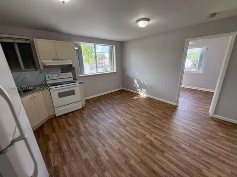229 NW 10th Avenue Miami FL 33128