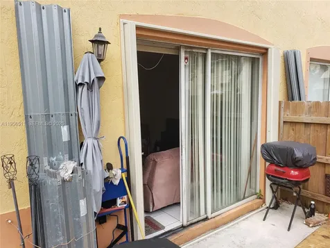 1542 SE 24th Court Homestead FL 33035