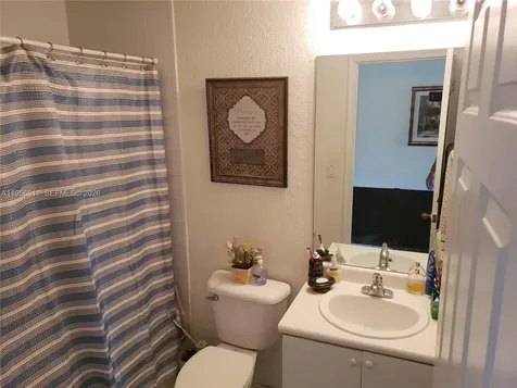 1542 SE 24th Court Homestead FL 33035