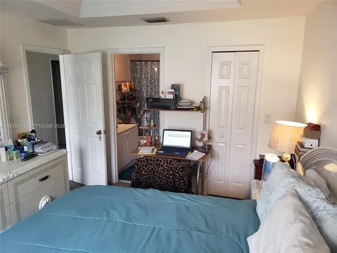 1542 SE 24th Court Homestead FL 33035