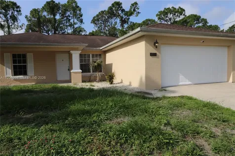 2805 1 SW Street Lehigh Acres FL 33972