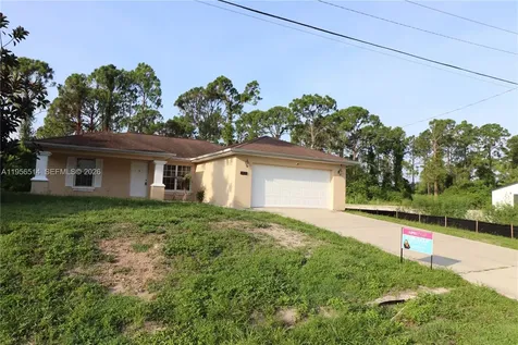 2805 1 SW Street Lehigh Acres FL 33972