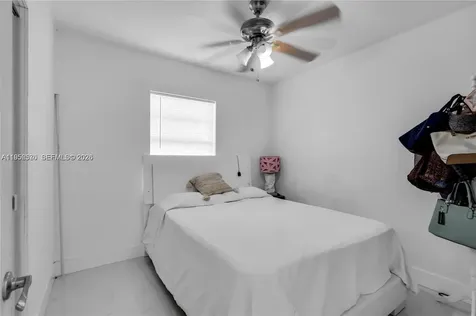 174 E 40th Street Hialeah FL 33013