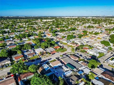 174 E 40th Street Hialeah FL 33013