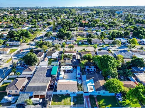 174 E 40th Street Hialeah FL 33013