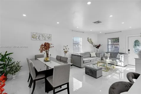 174 E 40th Street Hialeah FL 33013
