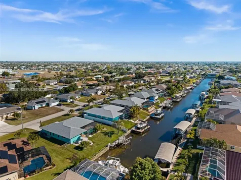 250 SW 37th Terrace Cape Coral FL 33914