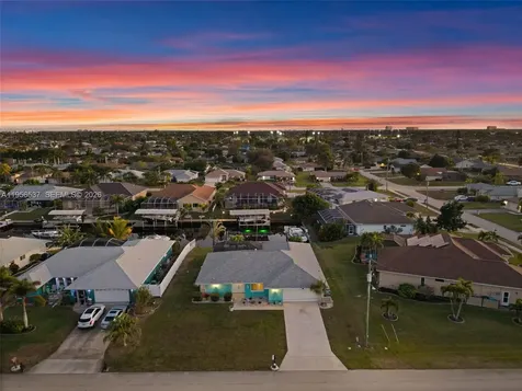 250 SW 37th Terrace Cape Coral FL 33914