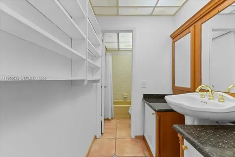 4850 SW 63rd Terrace Davie FL 33314