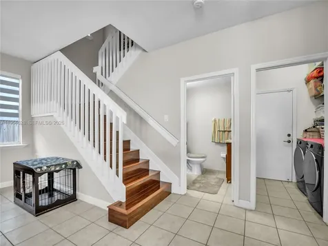 15541 SW 21st Terrace Miami FL 33185