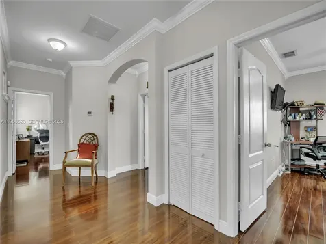 15541 SW 21st Terrace Miami FL 33185
