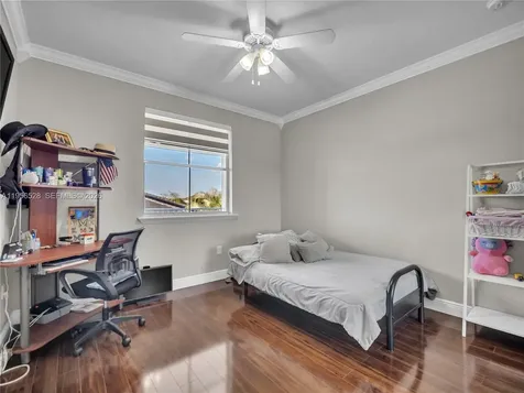 15541 SW 21st Terrace Miami FL 33185