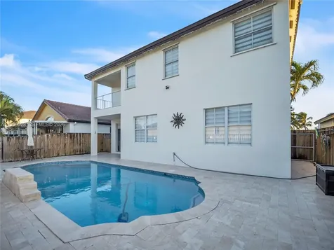 15541 SW 21st Terrace Miami FL 33185
