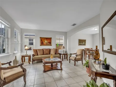 15541 SW 21st Terrace Miami FL 33185
