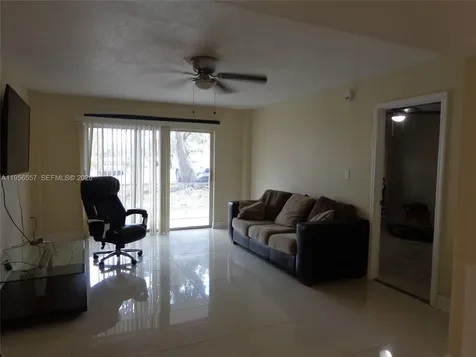 4172 Inverrary Drive Lauderhill FL 33319