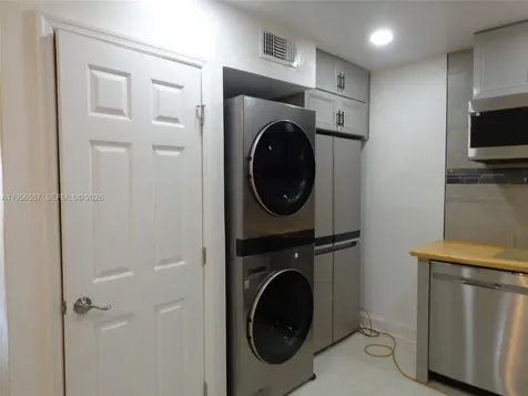 4172 Inverrary Drive Lauderhill FL 33319