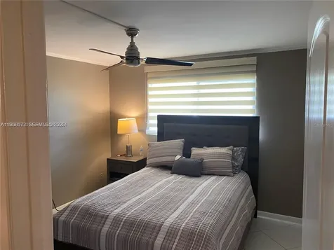2205 S Cypress Bend Dr, Pompano Beach FL 33069