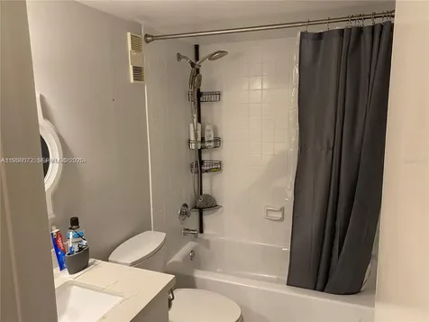 2205 S Cypress Bend Dr, Pompano Beach FL 33069
