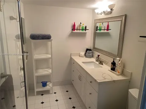 2205 S Cypress Bend Dr, Pompano Beach FL 33069