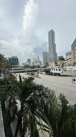 350 S Miami Avenue Miami FL 33130