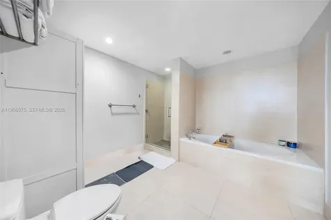 7929 West Drive North Bay Village FL 33141