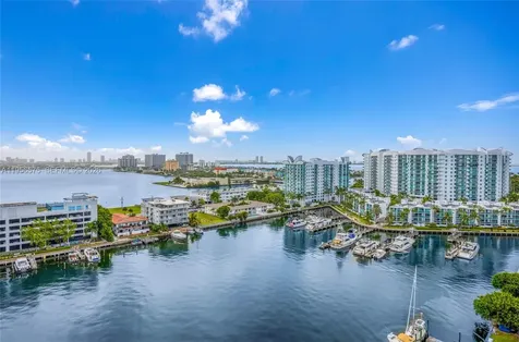 7929 West Drive North Bay Village FL 33141