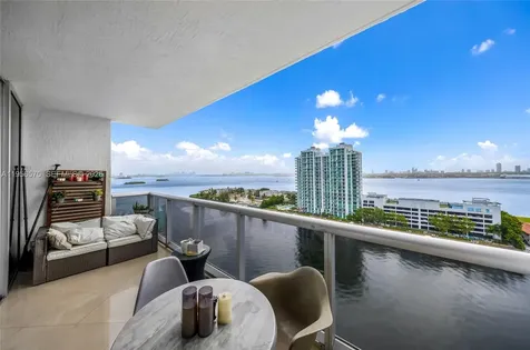 7929 West Drive North Bay Village FL 33141