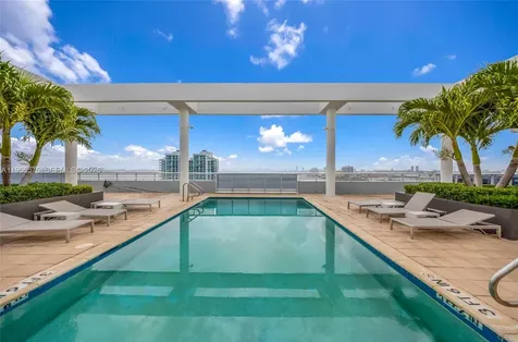 7929 West Drive North Bay Village FL 33141