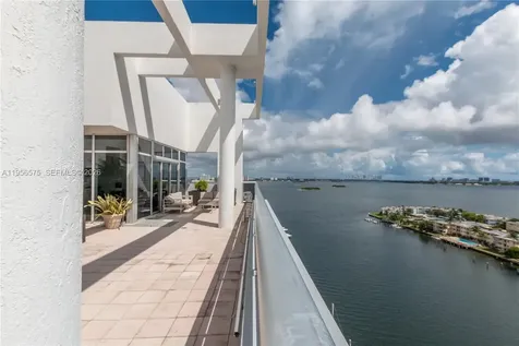 7929 West Drive North Bay Village FL 33141