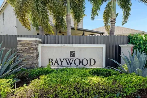 572 NE 6th Place Homestead FL 33034