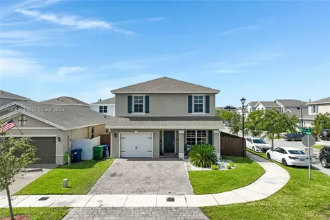 572 NE 6th Place Homestead FL 33034