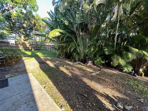 815 SW 30th Street Fort Lauderdale FL 33315