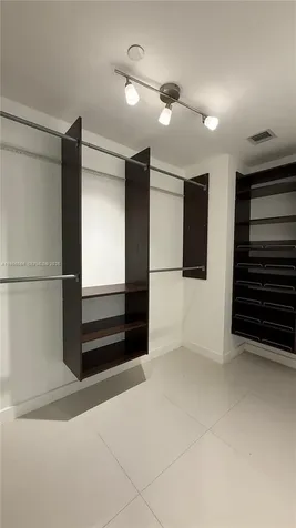 350 S Miami Avenue Miami FL 33130