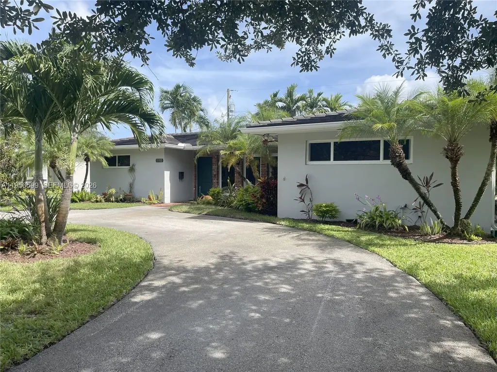 1110 Redbird Avenue Miami Springs FL 33166