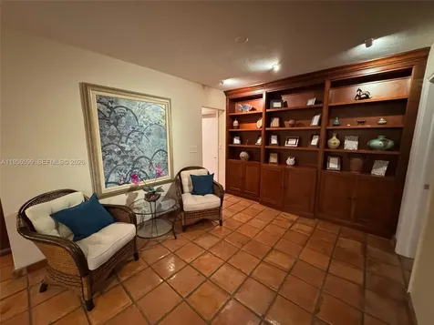 1110 Redbird Avenue Miami Springs FL 33166