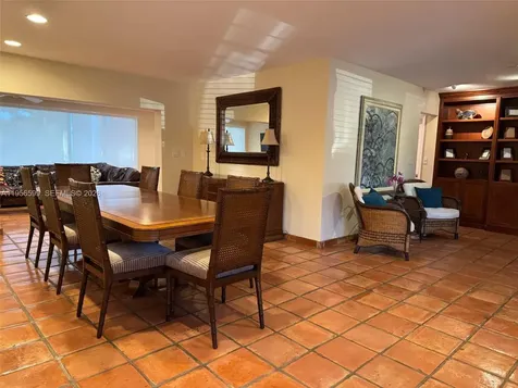 1110 Redbird Avenue Miami Springs FL 33166