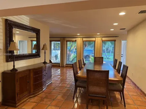1110 Redbird Avenue Miami Springs FL 33166