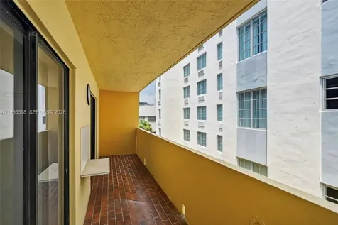 2924 Collins Avenue Miami Beach FL 33140