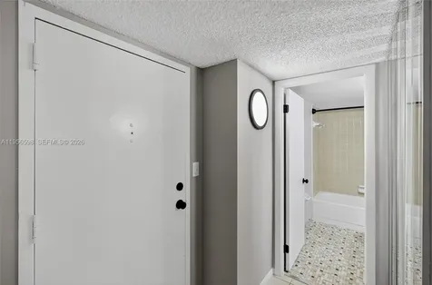 2924 Collins Avenue Miami Beach FL 33140