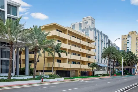 2924 Collins Avenue Miami Beach FL 33140