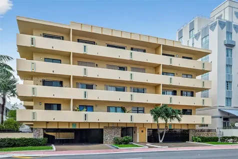 2924 Collins Avenue Miami Beach FL 33140