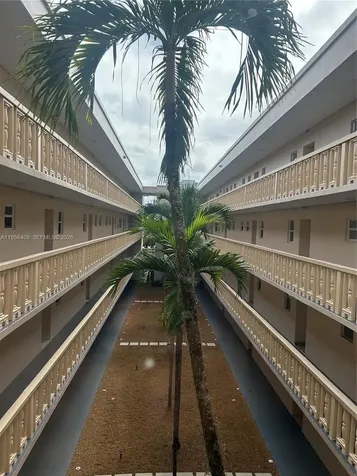 410 SE 2nd Street Hallandale Beach FL 33009