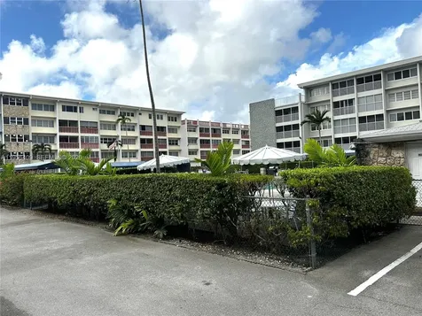 410 SE 2nd Street Hallandale Beach FL 33009