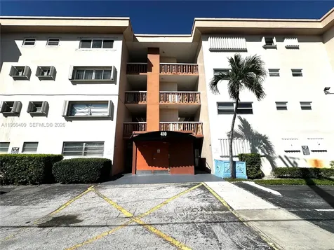 410 SE 2nd Street Hallandale Beach FL 33009
