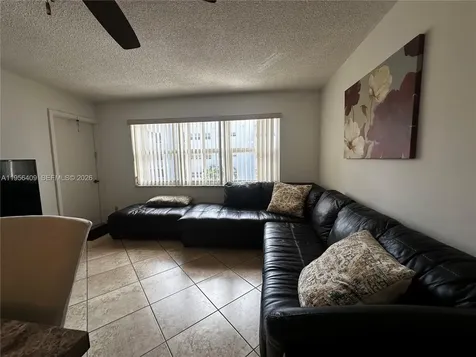 410 SE 2nd Street Hallandale Beach FL 33009
